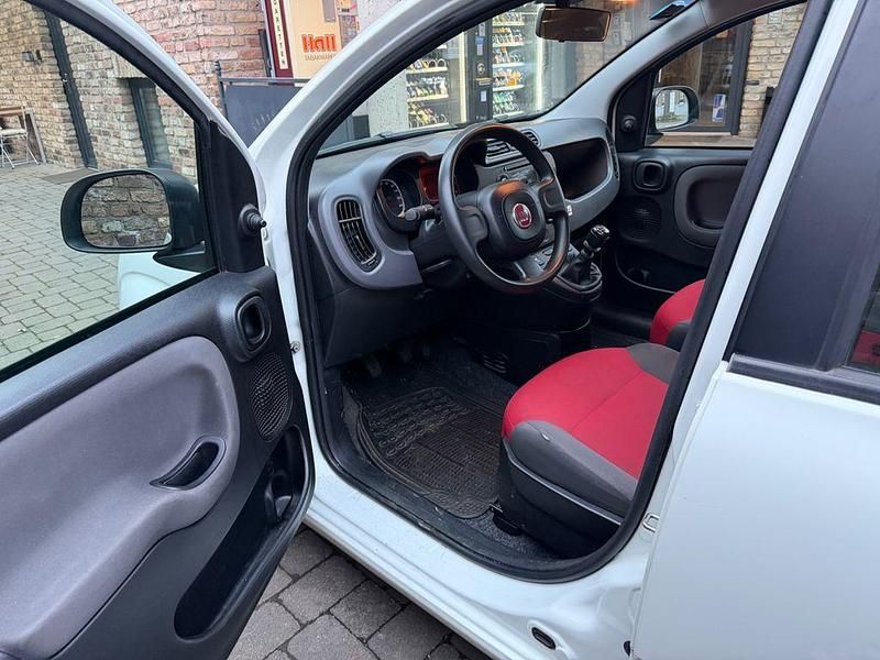 Gebraucht Fiat Panda Mystyle 69 PS (50 kW) 2015 Weiß Kleinwagen