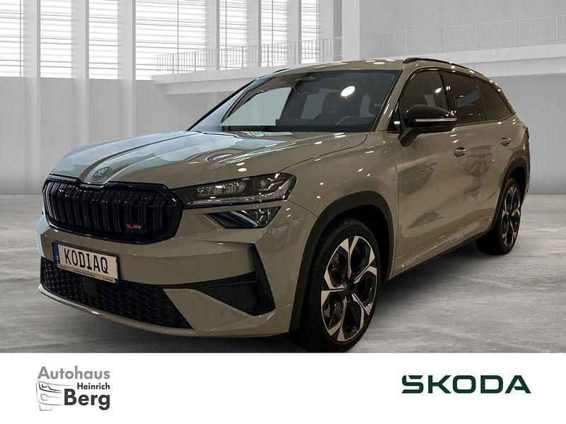 Grau Gebraucht 2025 Skoda Kodiaq RS SUV | 49.850 € (Superpreis) - Bild 1/4