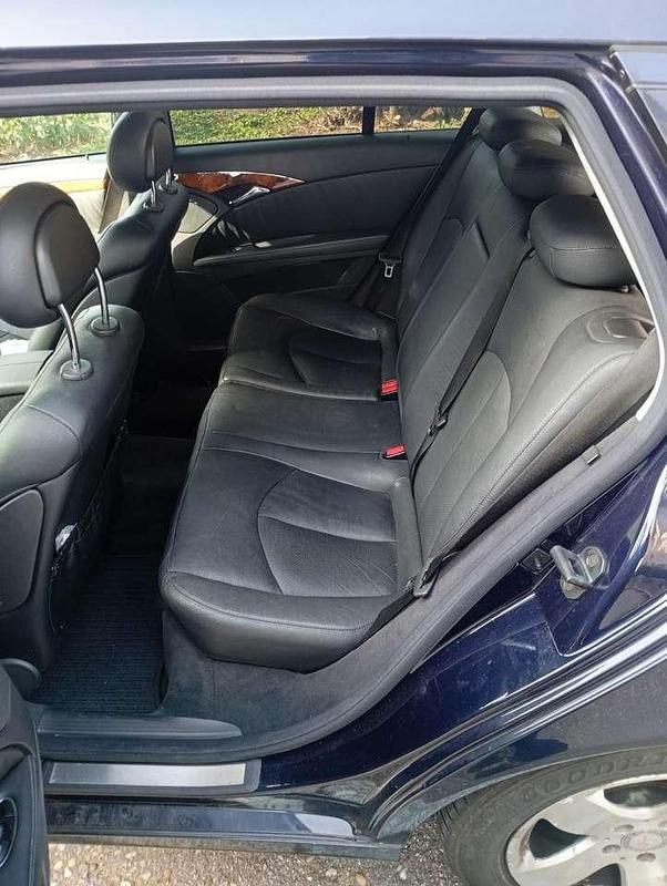 Gebraucht Mercedes E220 Elegance 150 PS (110 kW) 2004 Kombi