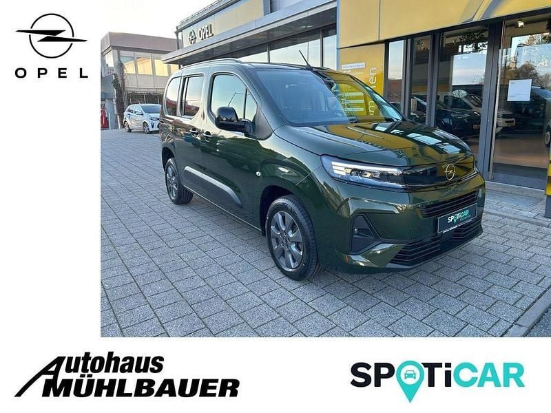 Gebraucht Opel Combo Life Edition 131 PS (96 kW) 2025 Grün Van / Kleinbus