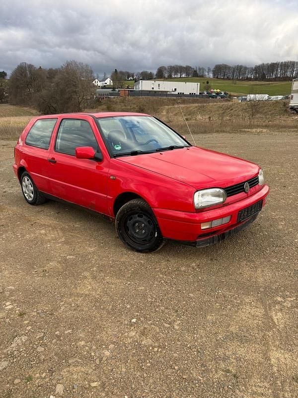 Gebraucht VW Golf III 60 PS (44 kW) 1997 Rot Kleinwagen