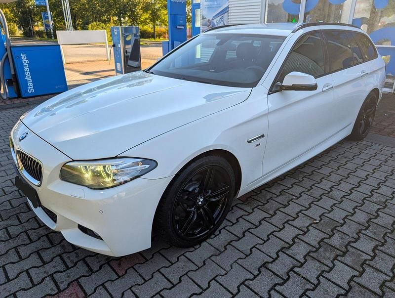 Weiß Gebraucht 2014 BMW 520 M Sport Kombi | 9.300 € (Fairer Preis) - Bild 1/4