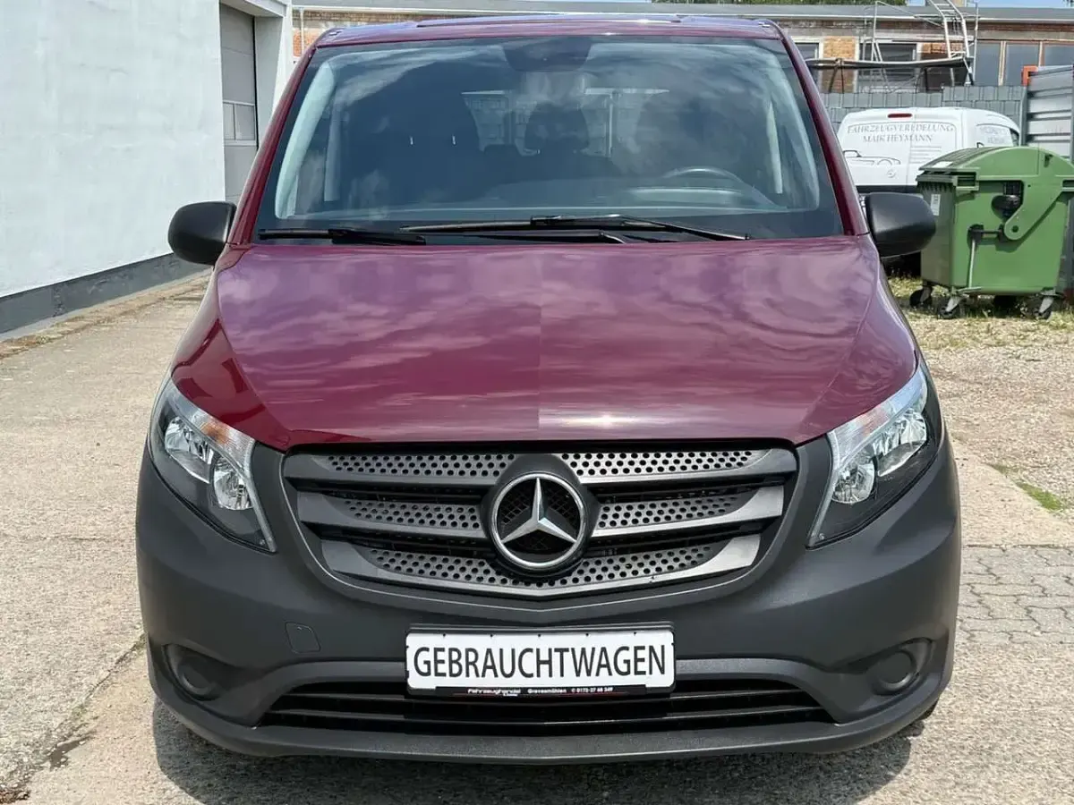 Gebraucht Mercedes Vito 136 PS (100 kW) 2020 Rot Van
