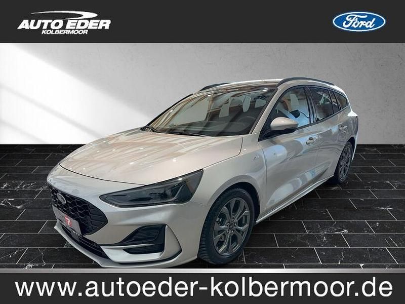 Polarsilber (silber) Gebraucht 2023 Ford Focus ST-Line Kombi | 23.900 € (Fairer Preis) - Bild 1/4