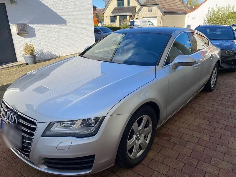 Gebraucht Audi A7 Sportback Ambiente 245 PS (180 kW) 2011 Silber Kleinwagen