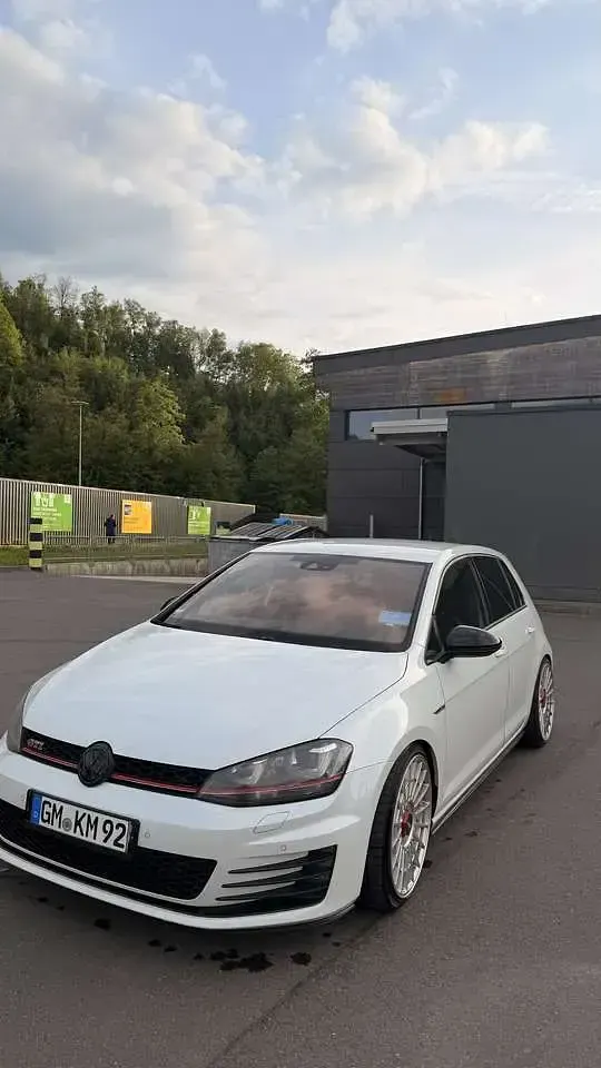 Gebraucht VW Golf VII GTI 220 PS (161 kW) 2013 Weiß Kleinwagen