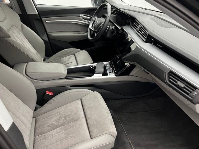 Gebraucht Audi e-tron Advanced 300 kW (408 PS) 2020 Schwarz metallic SUV