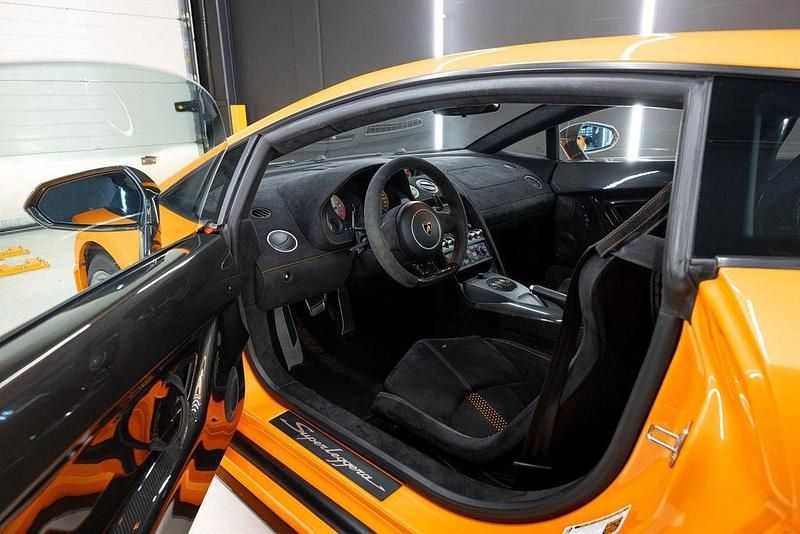 Second-hand Lamborghini Gallardo 570 CP (419 kW) 2011 Portocaliu
