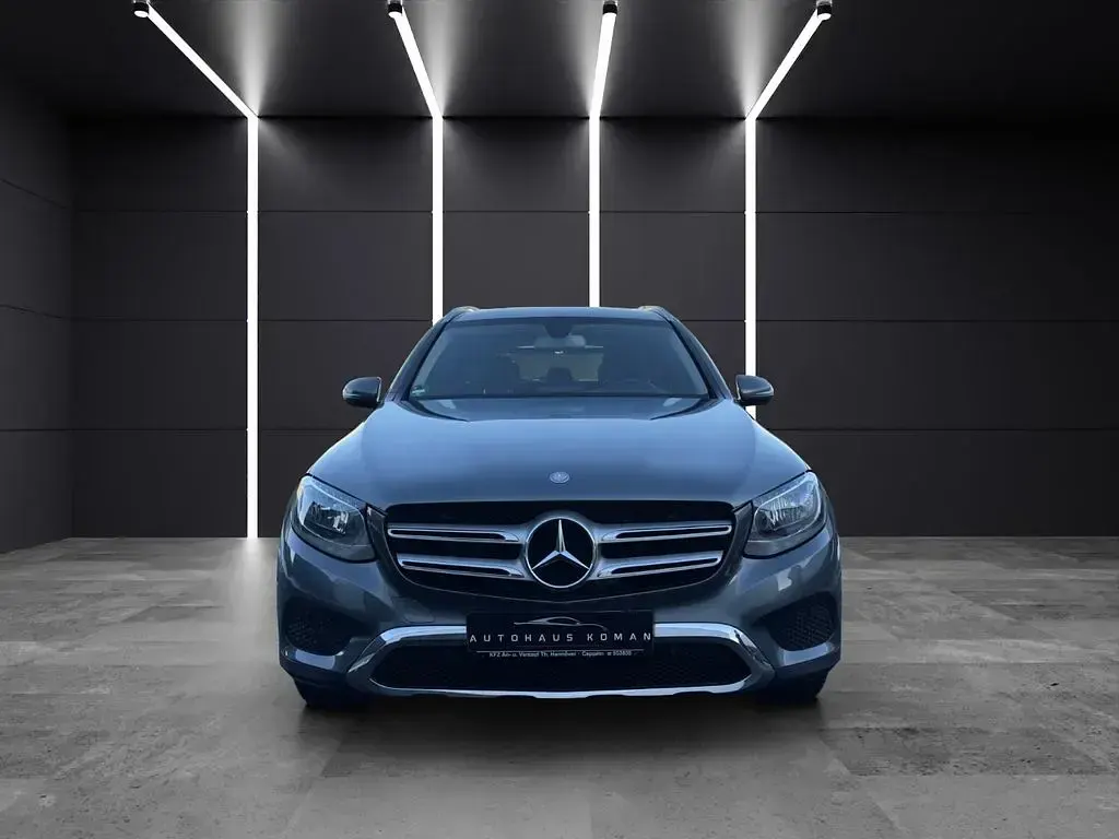 Gebraucht Mercedes GLC220 Exclusive 170 PS (125 kW) 2016 Grau SUV