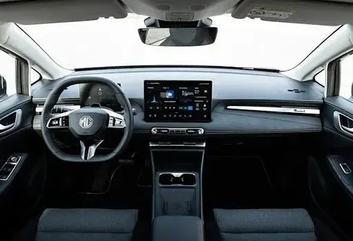 Nowe MG MG4 EV Comfort 110 kW (150 KM) 2026 Czerwony Hatchback