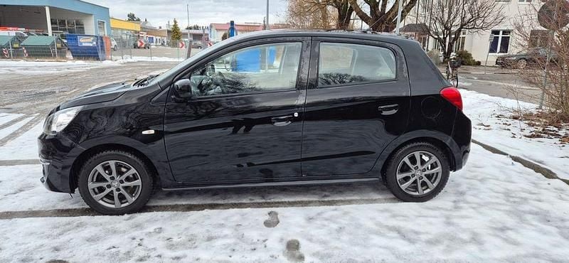 Gebraucht Mitsubishi Space Star 71 PS (52 kW) 2018 Schwarz Kleinwagen