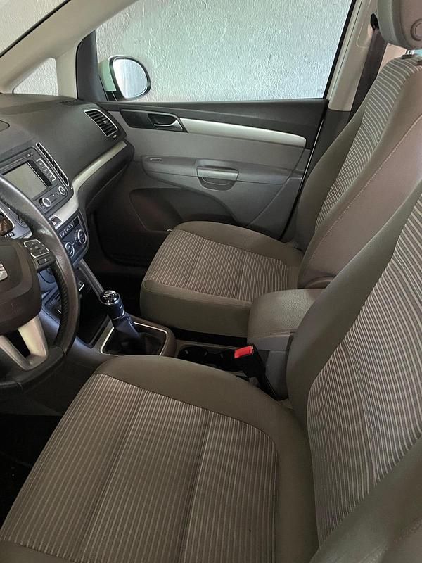 Gebraucht Seat Alhambra 150 PS (110 kW) 2013 Weiß Van / Kleinbus