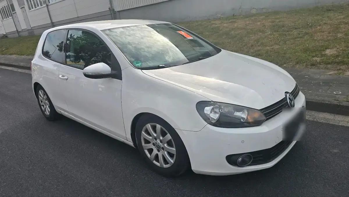 Gebraucht VW Golf VI 122 PS (89 kW) 2010 Coupé
