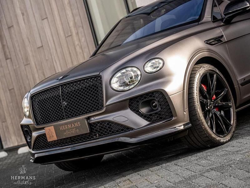 Gebraucht Bentley Bentayga 551 PS (405 kW) 2022 Grau SUV