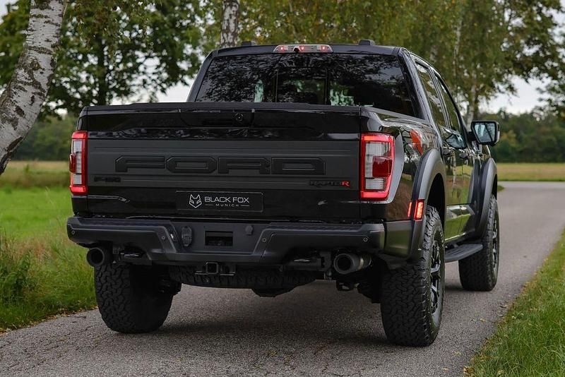 Neu Ford V8 Raptor 700 PS (514 kW) 2026 Agate black metallic SUV