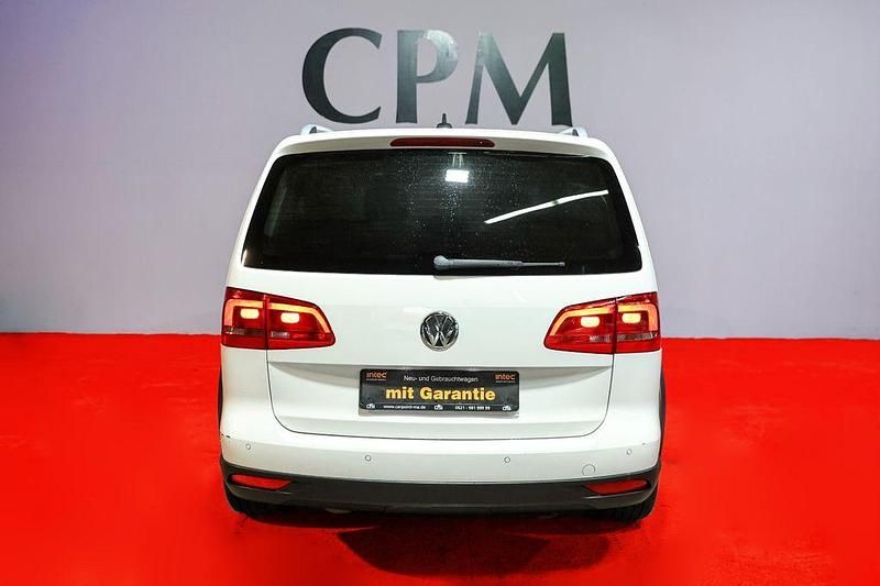 Gebraucht VW Touran Cross 140 PS (102 kW) 2013 Weiß Van / Kleinbus