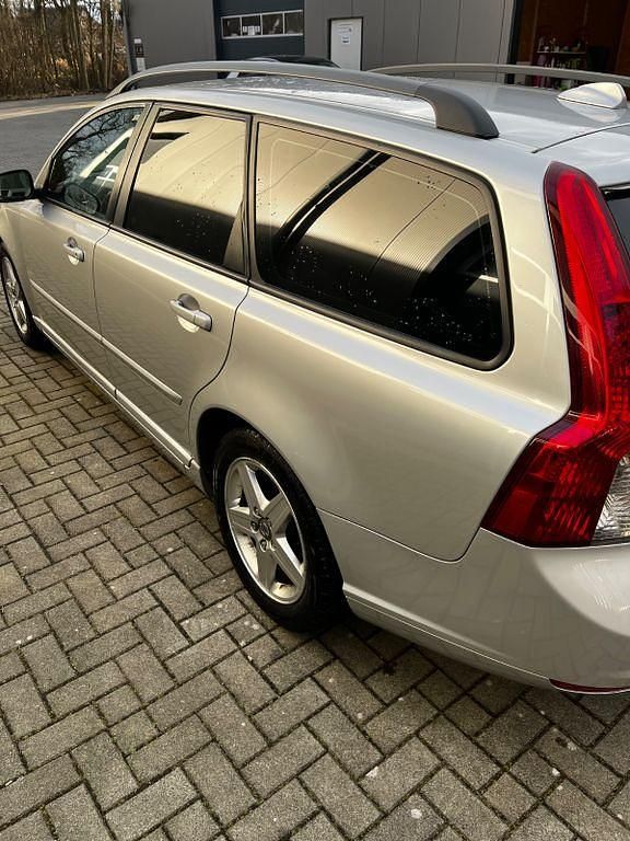 Gebraucht Volvo V50 136 PS (100 kW) 2007 Silber Kombi
