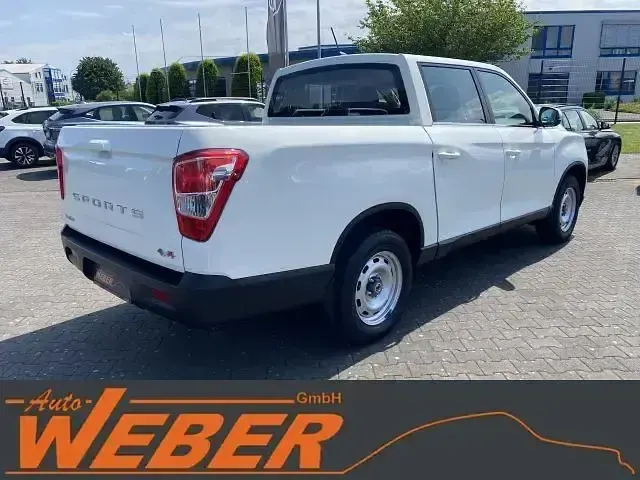 Gebraucht SsangYong Musso 203 PS (149 kW) 2022 Weiß Pickup