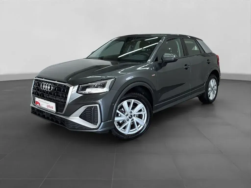 Gebraucht Audi Q2 S-Line 150 PS (110 kW) 2025 Grau SUV