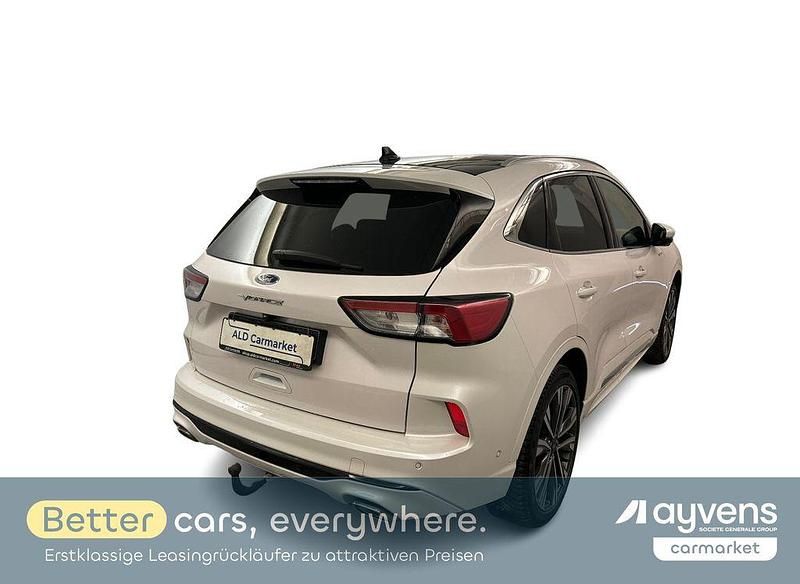 Gebraucht Ford Kuga Vignale 152 PS (111 kW) 2022 Arktisweiß (metallic) SUV