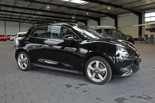 Używany Ora 03 125 kW (171 KM) 2023 Czarny Hatchback