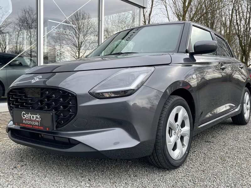 Grau Neu 2025 Suzuki Swift Comfort Limousine | 19.340 € - Bild 1/4