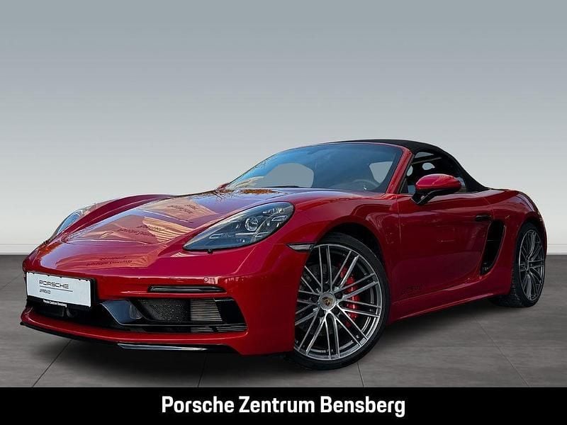 Rot Gebraucht 2024 Porsche 718 Boxster GTS Cabrio | 102.900 € (Teuer) - Bild 1/4