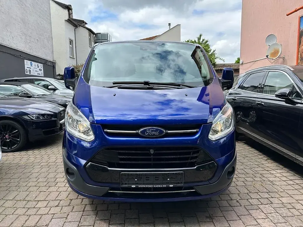 Gebraucht Ford Tourneo 170 PS (125 kW) 2018 Other Van / Kleinbus