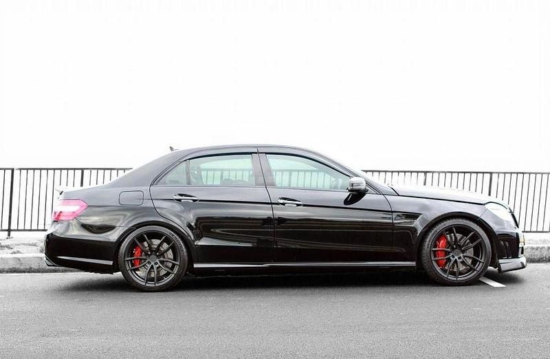 Gebraucht Mercedes E63 AMG AMG 525 PS (386 kW) 2009 Braun Limousine