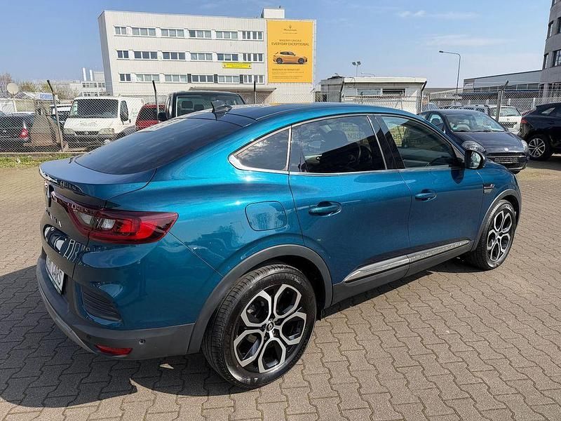 Gebraucht Renault Arkana Intens 140 PS (102 kW) 2022 Blau sansibar SUV