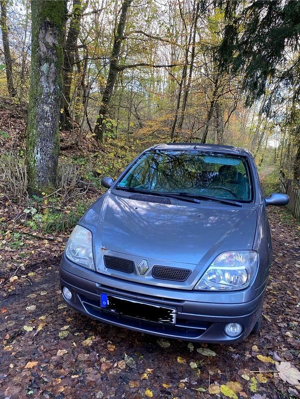 Grau Gebraucht 2002 Renault Scénic Van / Kleinbus | 950 € (Guter Preis) - Bild 1/4