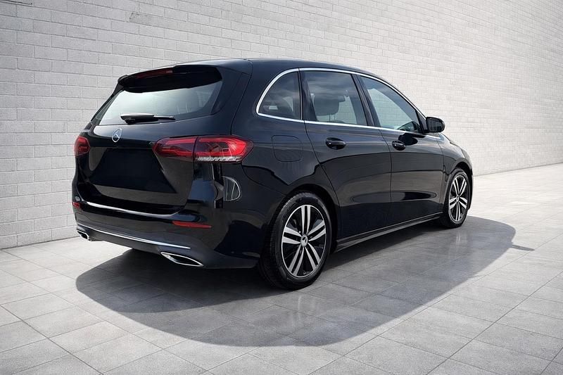 Gebraucht Mercedes 200 150 PS (110 kW) 2022 Schwarz Limousine