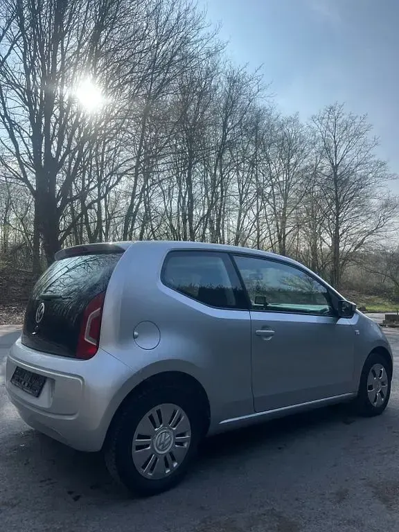 Second-hand VW up! move up! 60 CP (44 kW) 2015 Argintiu Hatchback