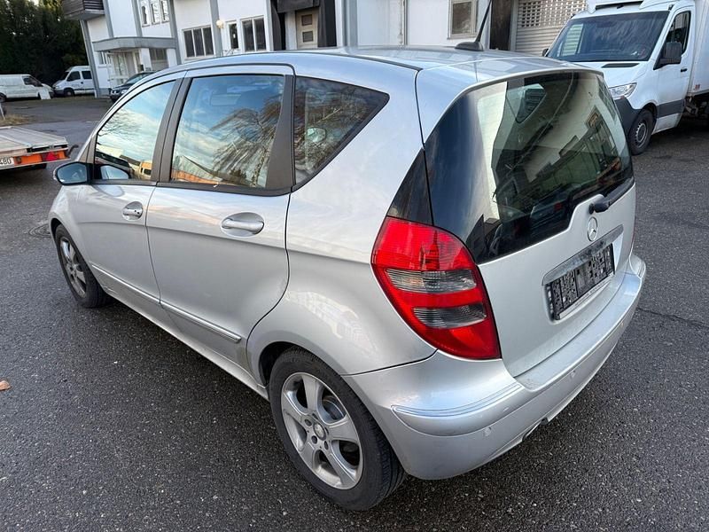 Gebraucht Mercedes A200 Avantgarde 140 PS (102 kW) 2007 Silber Kleinwagen