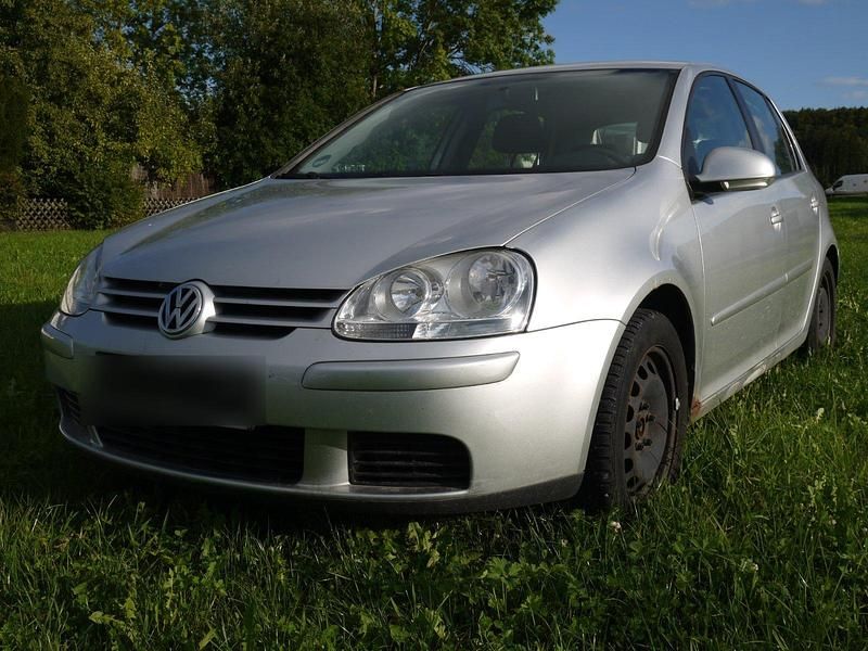 Silber Gebraucht 2007 VW Golf V Goal Limousine | 950 € (Superpreis) - Bild 1/4