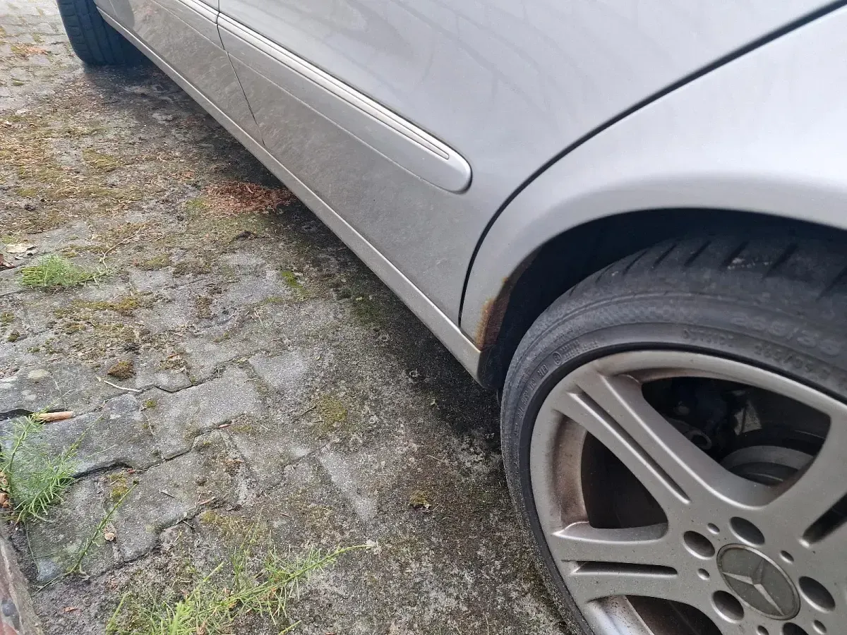 Occasion Mercedes E240 170 ch (125 kW) 2002 Argent Berline