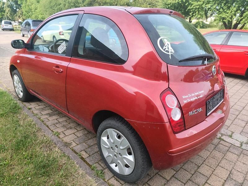 Gebraucht Nissan Micra 65 PS (47 kW) 2008 Rot Kleinwagen