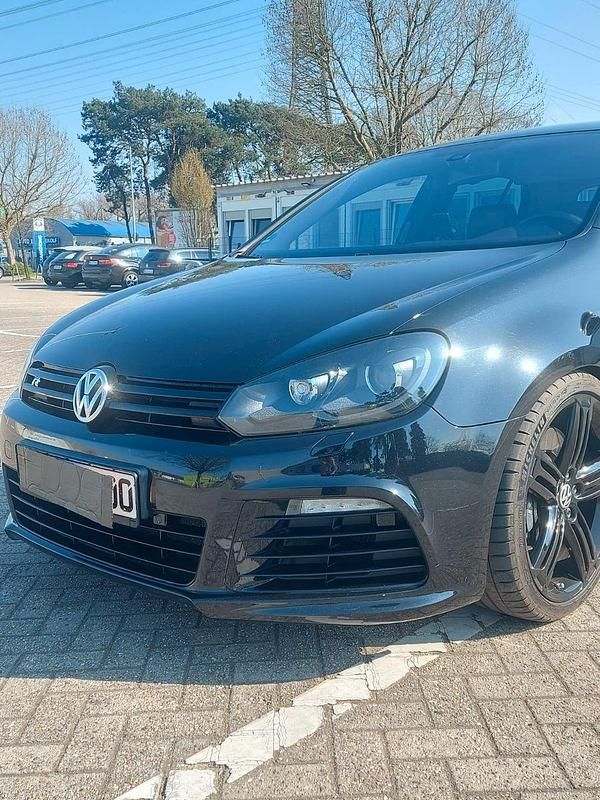 Gebraucht VW Golf VI R 271 PS (199 kW) 2011 Schwarz Kleinwagen