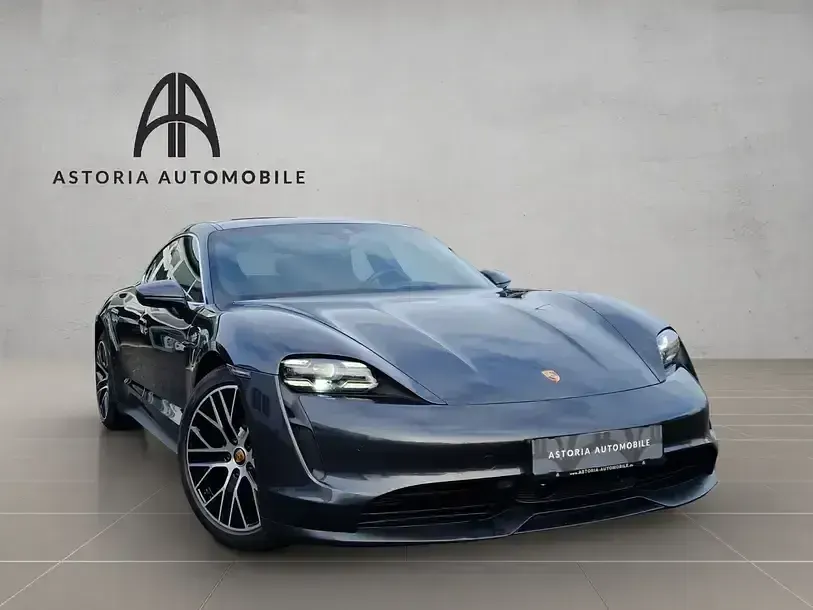 Second-hand Porsche Taycan 4S 389 kW (530 CP) 2020 Gri Berlinǎ