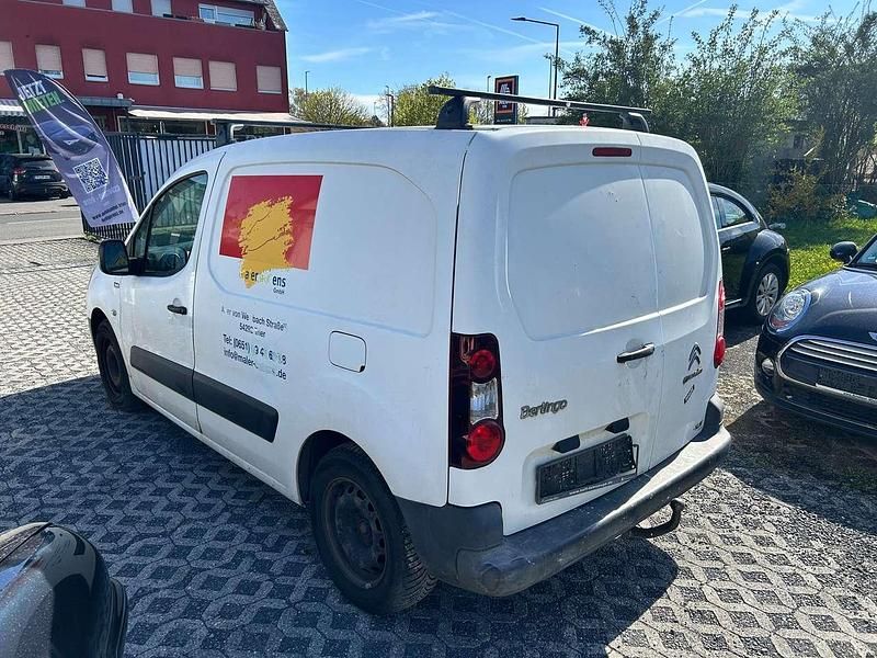 Gebraucht Citroën Berlingo 90 PS (66 kW) 2013 Lack weiss banquise Van / Kleinbus