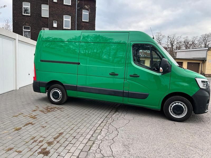 Gebraucht Renault Master 180 PS (132 kW) 2022 Grün Van / Kleinbus