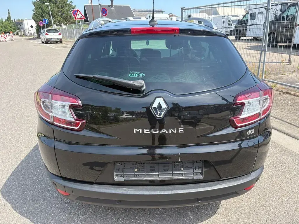Gebraucht Renault Mégane III Bose Edition 131 PS (96 kW) 2011 Schwarz Limousine