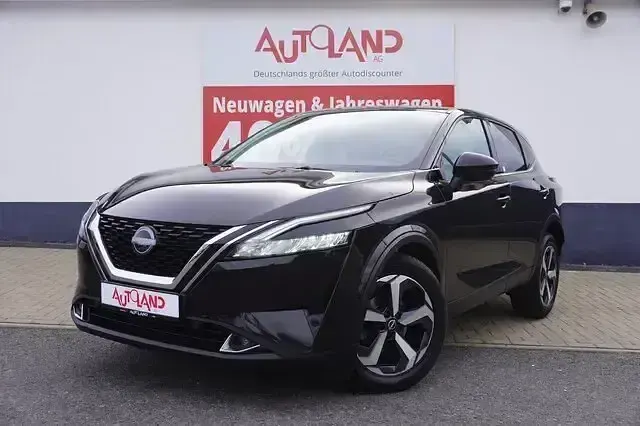 Gebraucht Nissan Qashqai N-Connecta 140 PS (102 kW) 2022 Blackmet. SUV