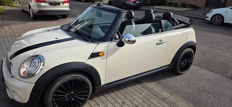 Occasion Mini One Cabriolet 98 ch (72 kW) 2011 Blanc Cabriolet
