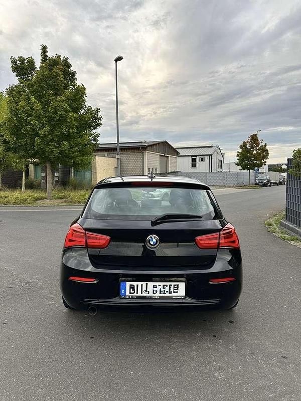 Gebraucht BMW 116 Sport Line 116 PS (85 kW) 2016 Schwarz Kleinwagen