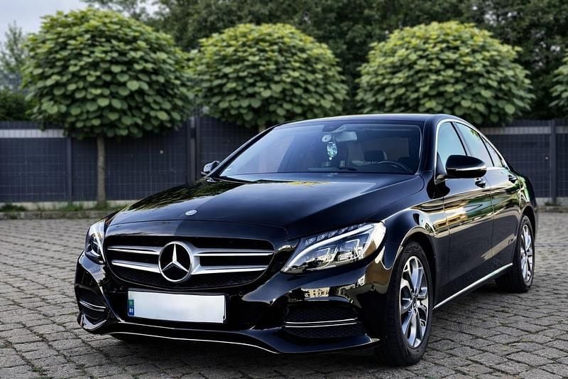 Gebraucht Mercedes C250 AMG 211 PS (155 kW) 2015 Schwarz Limousine