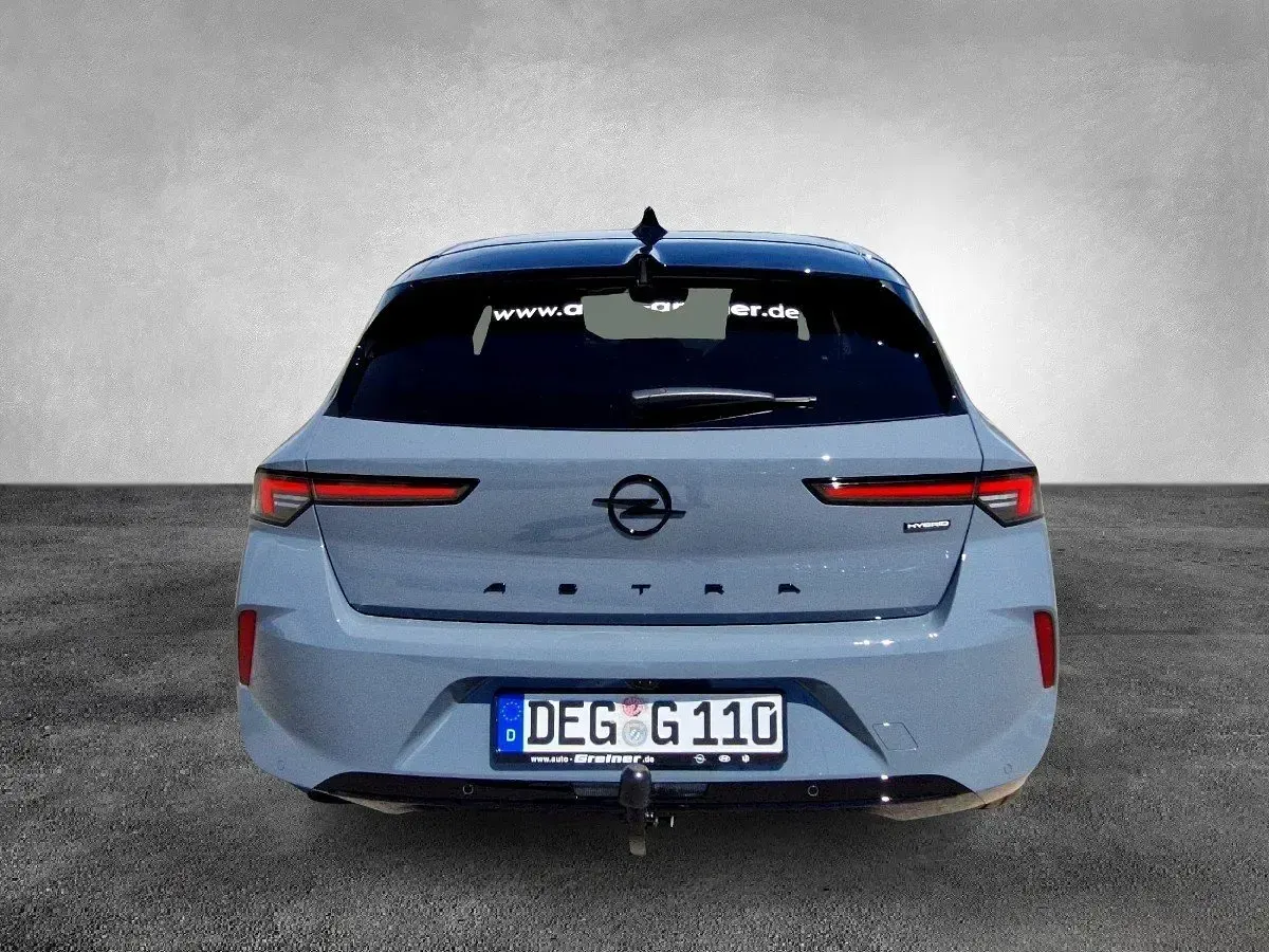 Neu Opel Astra 145 PS (106 kW) 2026 Grafik grau Limousine