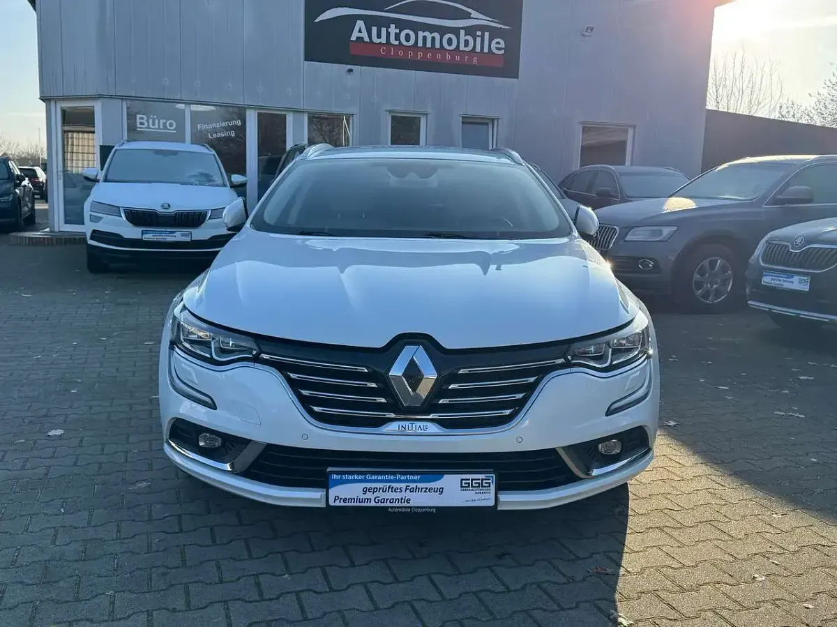 Gebraucht Renault Talisman Initiale Paris 160 PS (117 kW) 2018 Weiss "nacre" Kombi
