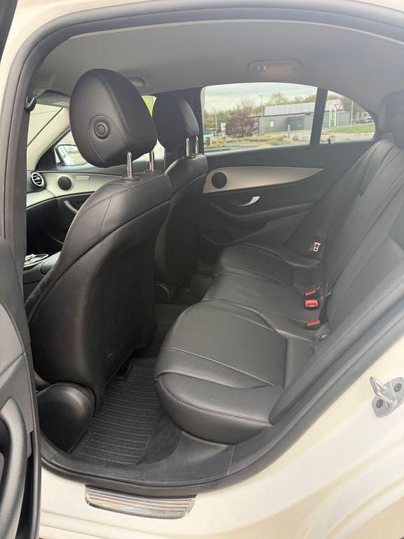 Second-hand Mercedes E200 150 CP (110 kW) 2018 Alb Berlinǎ