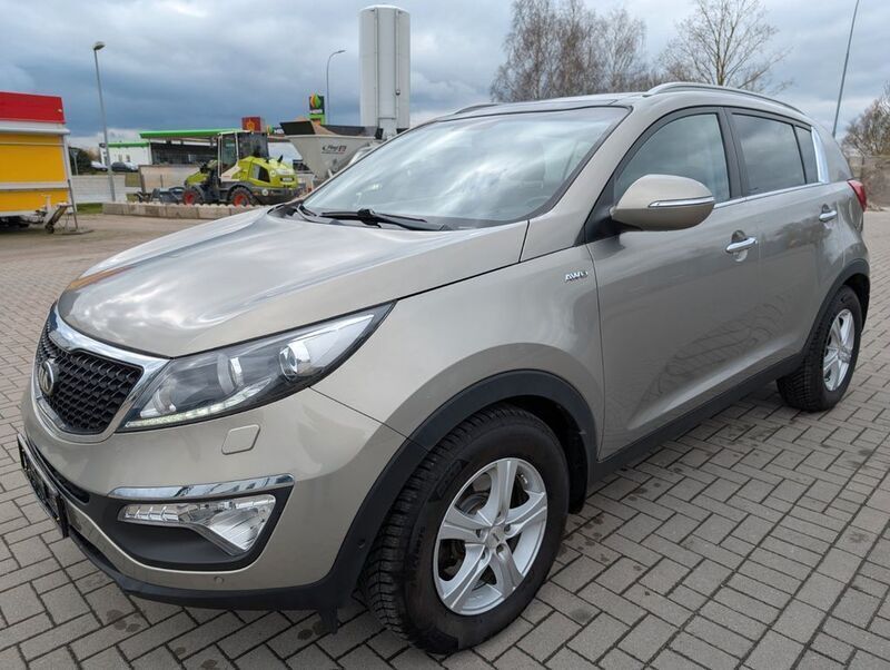 Grau Gebraucht 2014 Kia Sportage 2 SUV | 11.000 € (Superpreis) - Bild 1/4